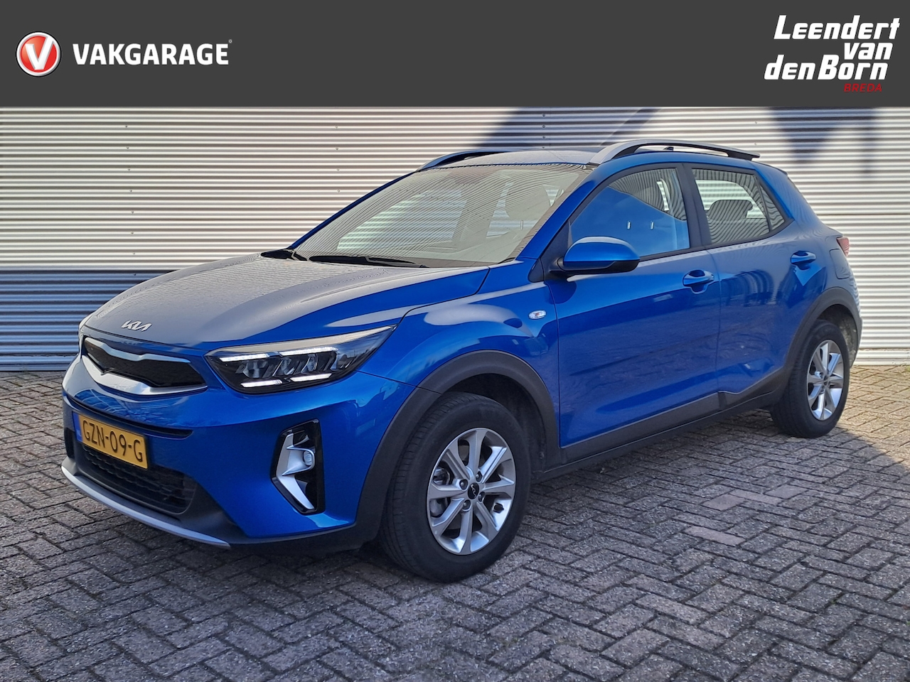 Kia Stonic - 1.0 T-GDi MHEV DynamicLine | Navigatiesysteem  | Trekhaak | Camera | Climate Control | Cru - AutoWereld.nl