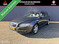 Volvo V70 - 2.0 T5 Summum