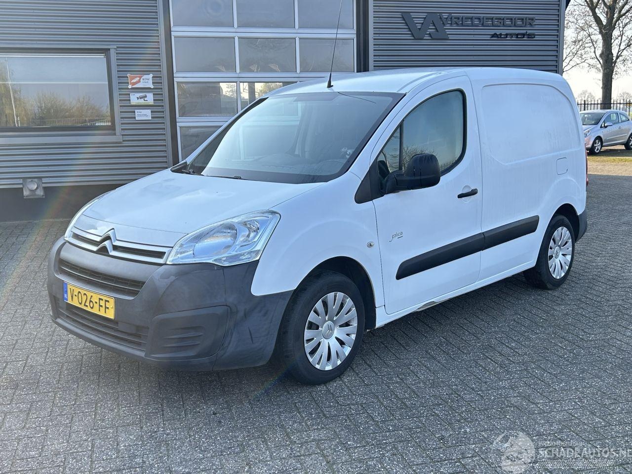 Citroën Berlingo - 1.6 BlueHDI 75 Club marge - AutoWereld.nl