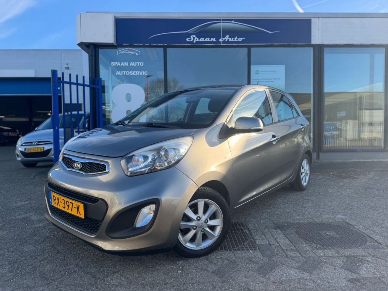 Kia Picanto - 1.0 CVVT Super P. Airco l 5Drs l LM velgen - AutoWereld.nl