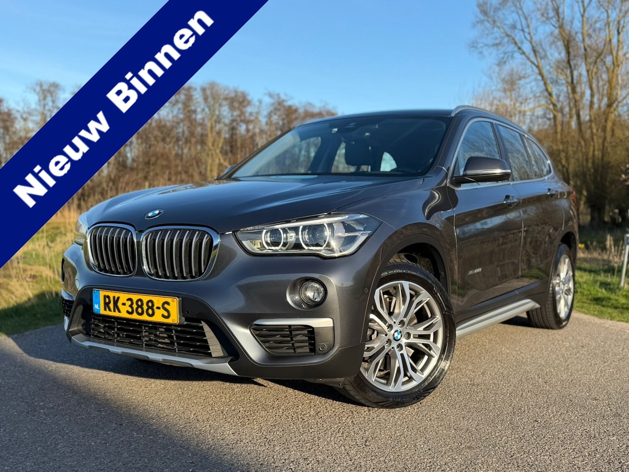 BMW X1 - XDrive20i High Executive / Automaat / Airco / Navi / Head Up Display / Leder / Elektrische - AutoWereld.nl