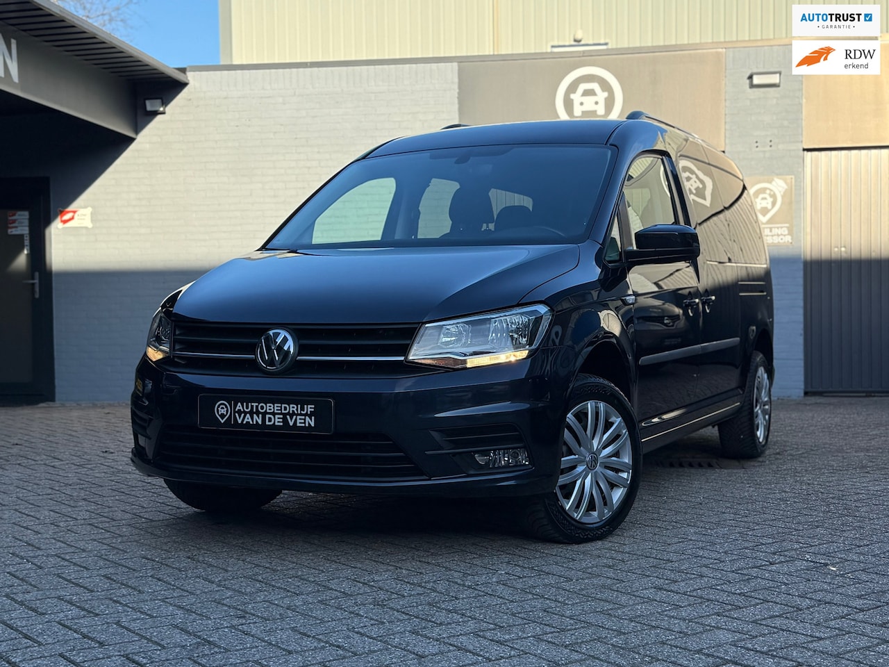 Volkswagen Caddy Maxi - 1.4 TSI | 7 Pers | Trekhaak | ACC - AutoWereld.nl
