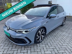 Volkswagen Golf - 1.5 eTSI 3x R-Line Pano automaat nardo grey 190 PK