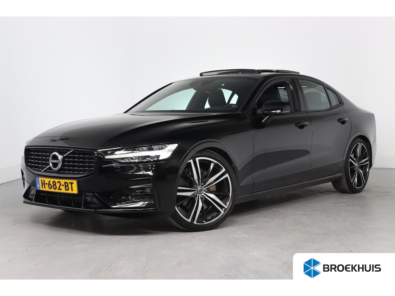 Volvo S60 - 2.0 T5 Intro Edition R-Design | Polestar Engineered | Panodak | Adaptive Cruise | Harman K - AutoWereld.nl