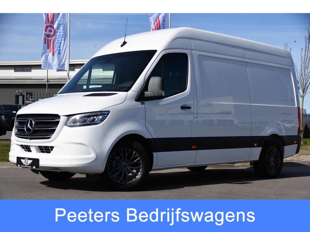 Mercedes-Benz Sprinter - 319 V6 3.0 CDI L2H2 PB Edition Cruise, 360 Camera, Carplay, LED, 190pk, Leder, Multimedia, - AutoWereld.nl