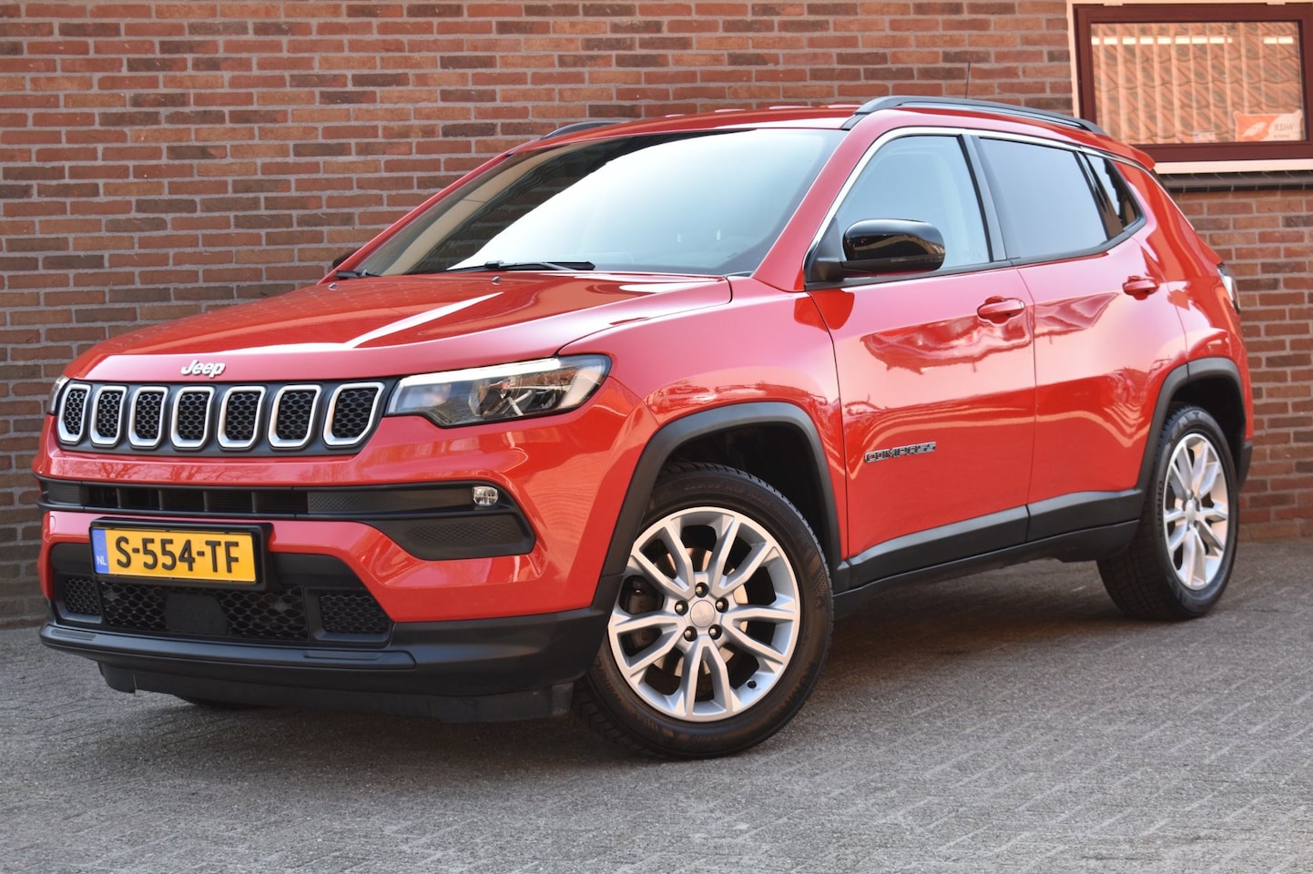 Jeep Compass - 1.3T S '22 Clima Cruise 28 dkm Inruil mogelijk - AutoWereld.nl