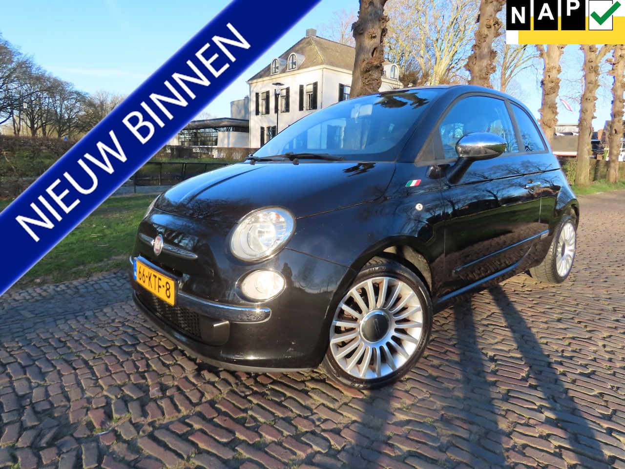 Fiat 500 - 1.2 Sport Automaat Airco Leer/Stof Sportstoelen Bleutooth Lm Velgen - AutoWereld.nl