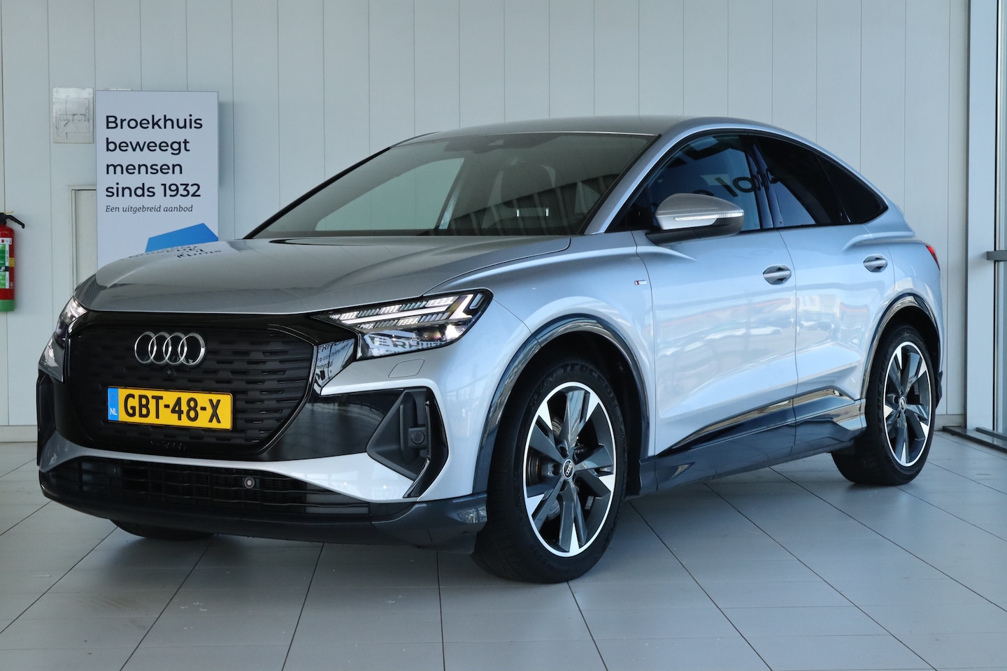 Audi Q4 Sportback e-tron - 35 Advanced edition 55 kWh | Adapt. Cruise | Trekhaak | Stoelverwarming | MATRIX | Camera - AutoWereld.nl