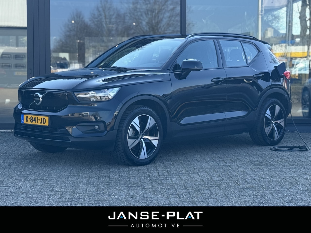 Volvo XC40 - Recharge P8 AWD R-Design Harman/KArdon | Camera | Keyless | - AutoWereld.nl