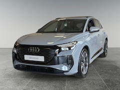 Audi Q4 e-tron - 45 quattro S Edition Competition 82 kWh | Optiekpakket zwart plus | Glazen panoramadak | A