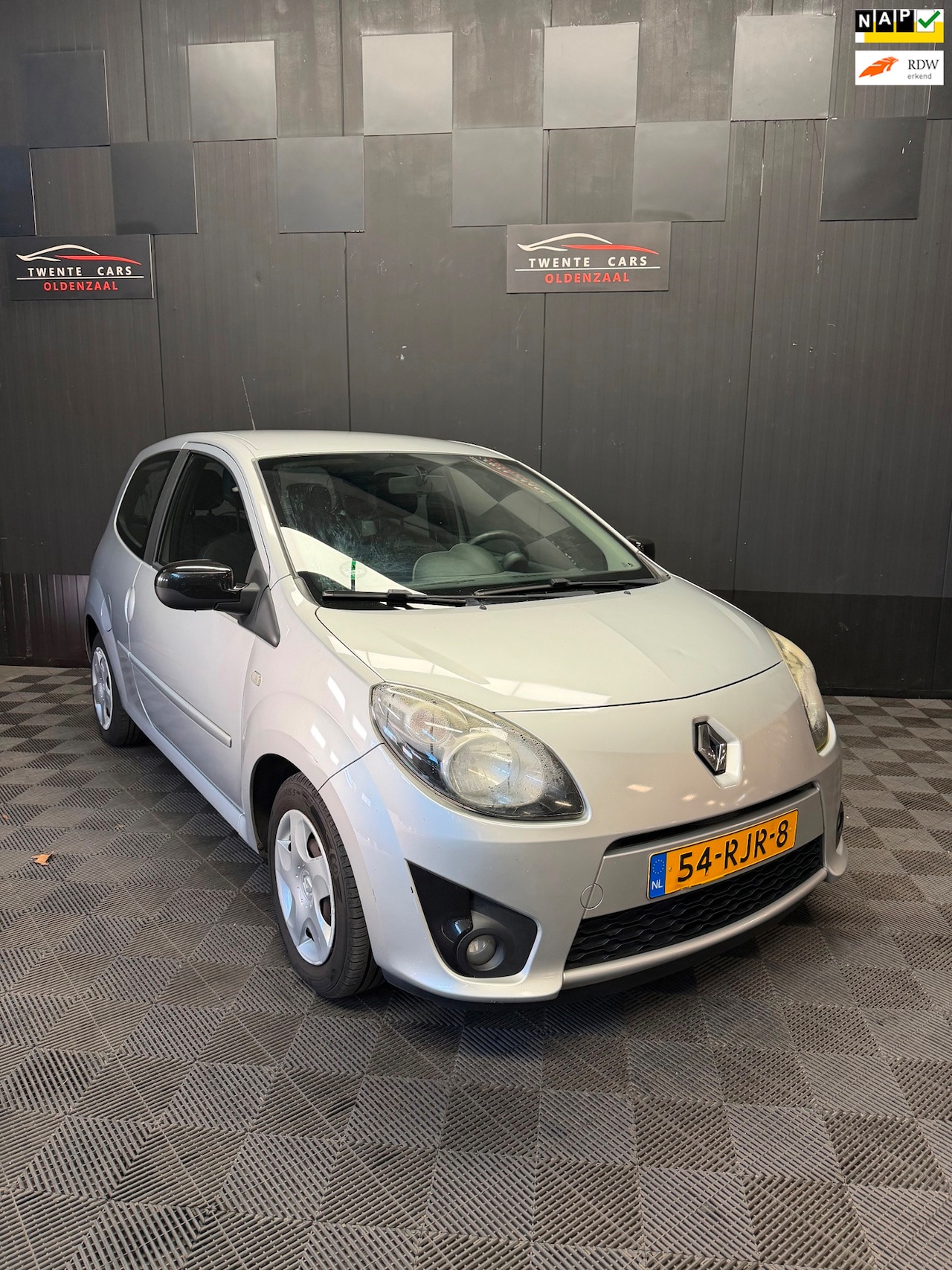 Renault Twingo - 1.5 dCi Dynamique | Airco | Cruise | - AutoWereld.nl