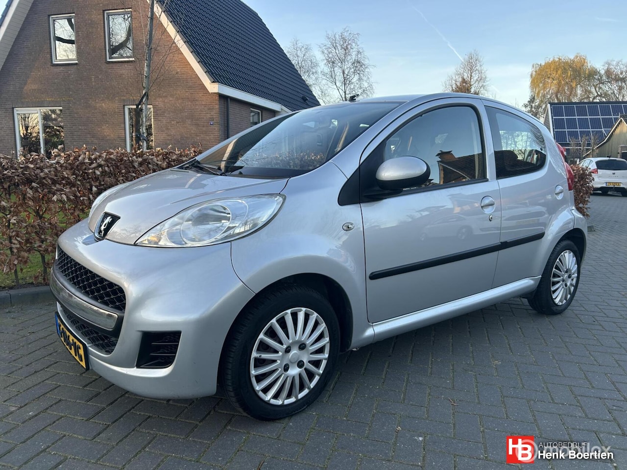 Peugeot 107 - 1.0-12V Sublime 1.0-12V Sublime - AutoWereld.nl