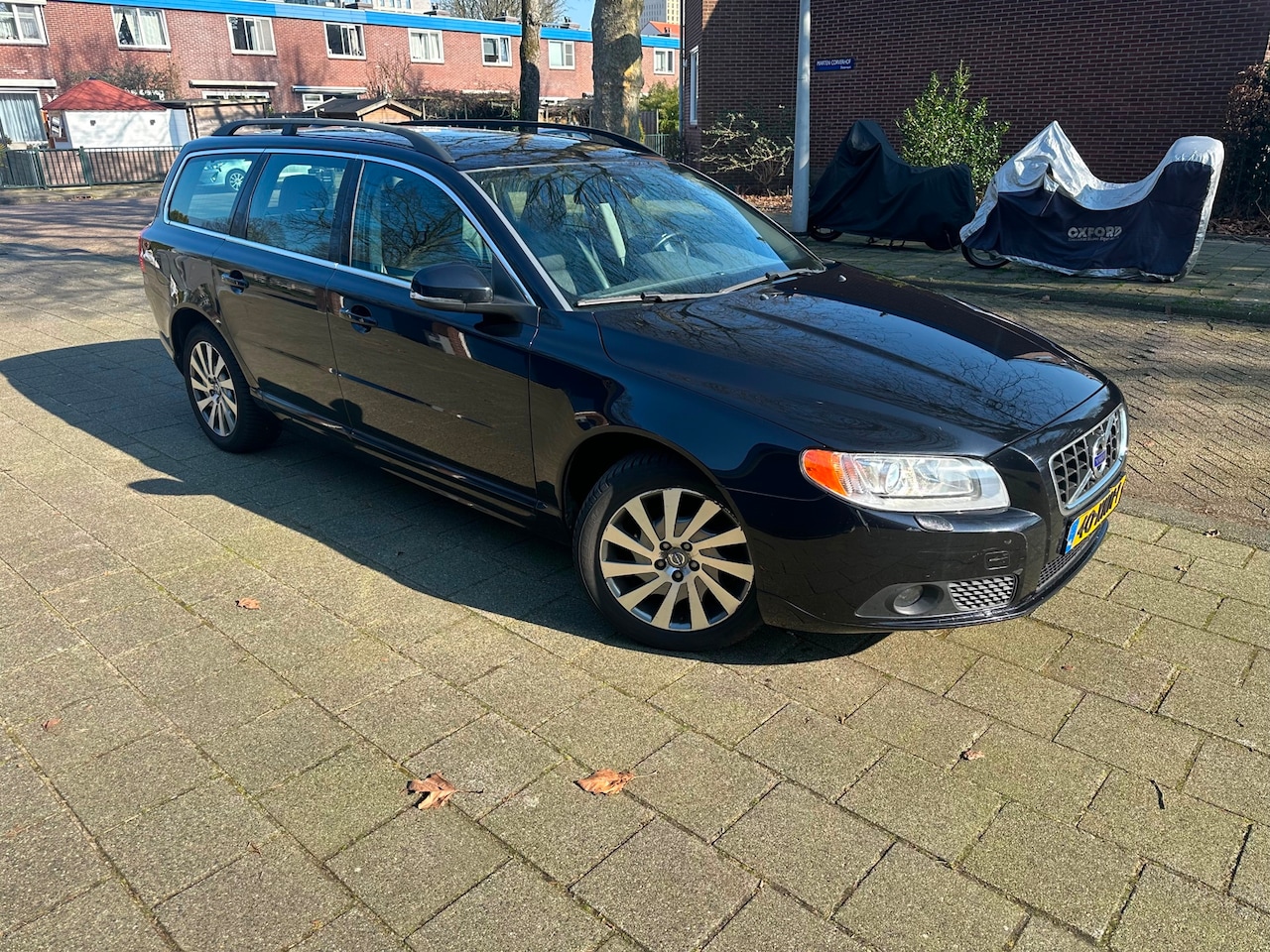 Volvo V70 - 1.6 T4 Automaat Limited Edition Leder Cruise NAVI - AutoWereld.nl