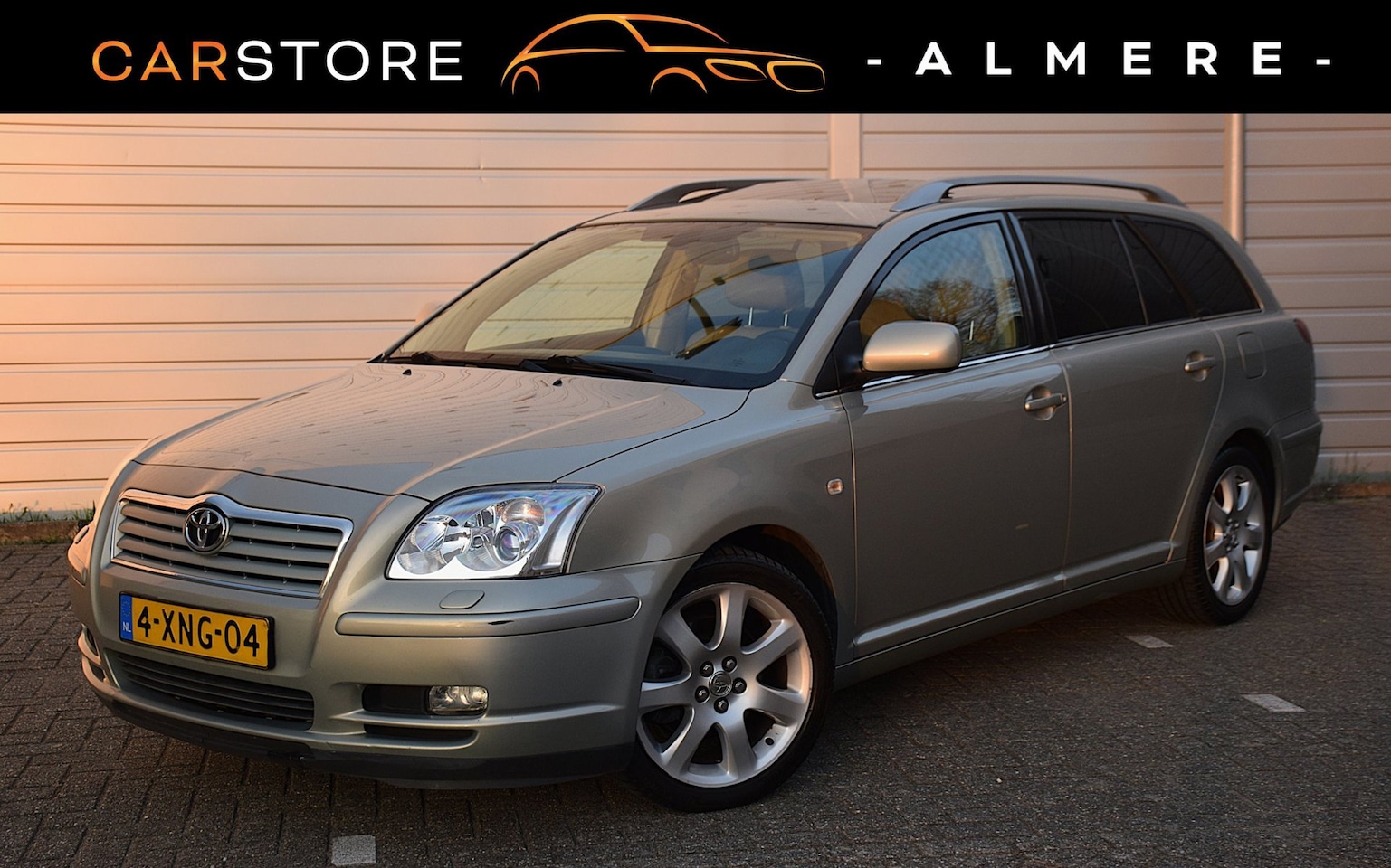 Toyota Avensis Wagon - 2.0 VVTi Executive*Leder*Dak*Clima*Stoelverw*Enz - AutoWereld.nl
