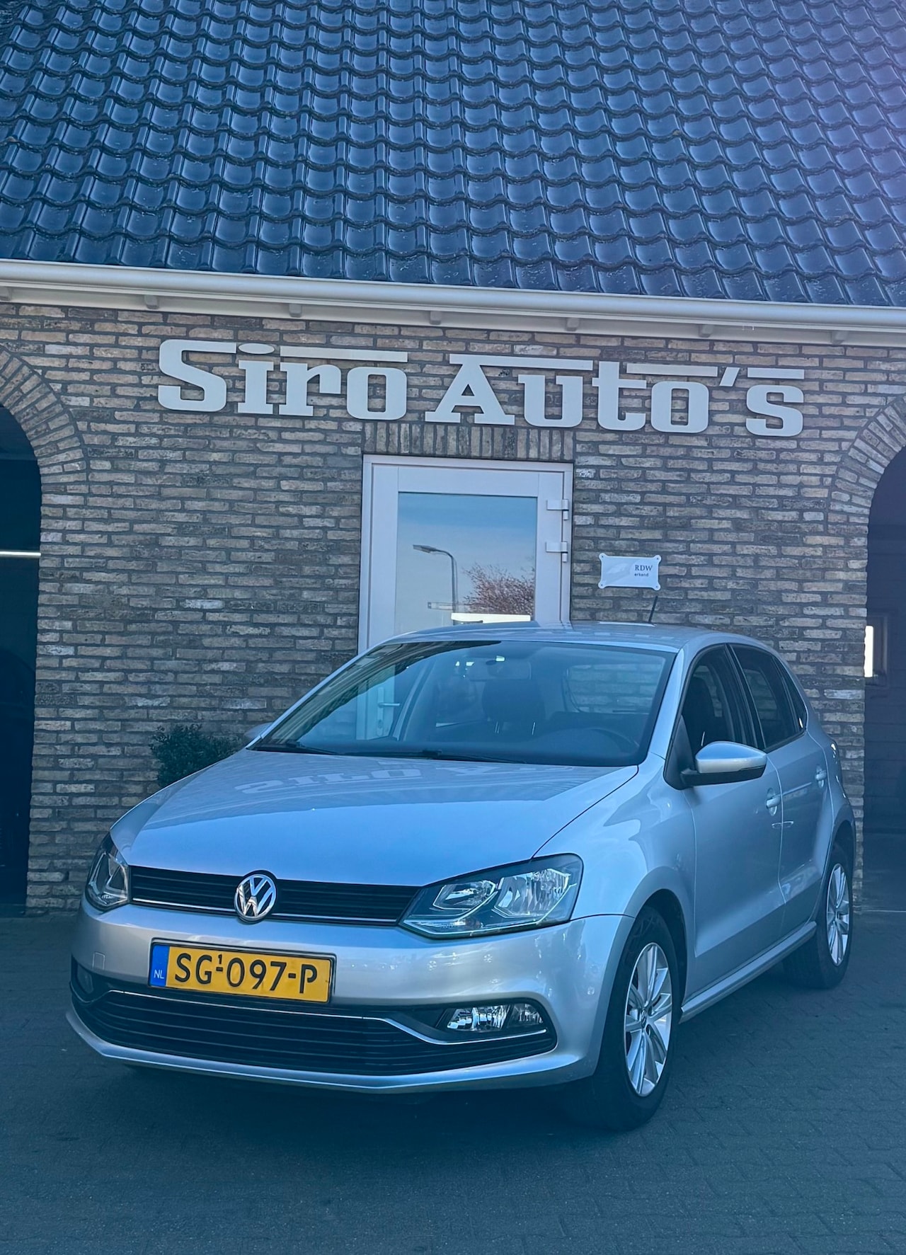 Volkswagen Polo - 1.2 TSI Comfortline Business R Bj 2017 weinig kilometers - AutoWereld.nl