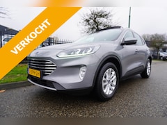 Ford Kuga - 2.5 PHEV e-CVT 225pk Titanium Driver Pack Pano-dak 31.984 KM NL-Auto