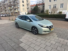 Nissan LEAF - 2.ZERO EDITION 40 kWh 1-eigenaar Cruise Camera