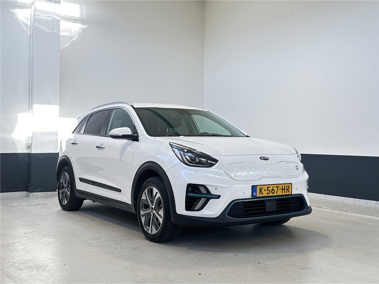 Kia e-Niro - DynamicLine 64 kWh | NL | SOH 96.1% | Navigatie | Camera | 3- Fase | Carplay/ Android Auto - AutoWereld.nl