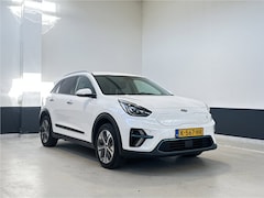 Kia e-Niro - DynamicLine 64 kWh | NL | SOH 96.1% | Navigatie | Camera | 3- Fase | Carplay/ Android Auto