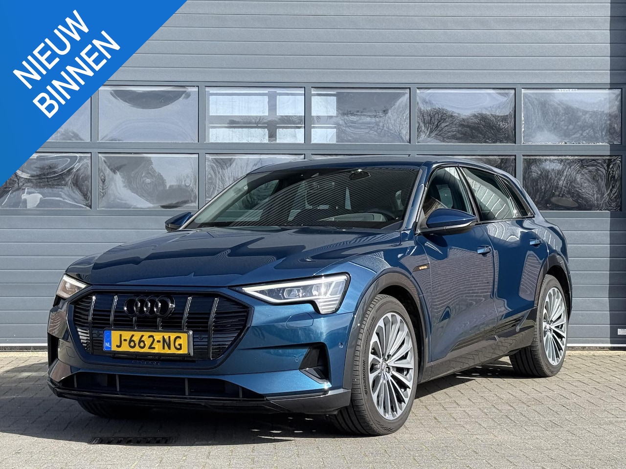 Audi e-tron - 55 QUATTRO ADVANCED 95 KWH I SCHUIF/KANTELDAK I P-CAMERA I APPLE CARPLAY I STOELEN PAKKET - AutoWereld.nl