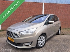Ford C-Max - 1.0 Titanium Dealer onderhouden