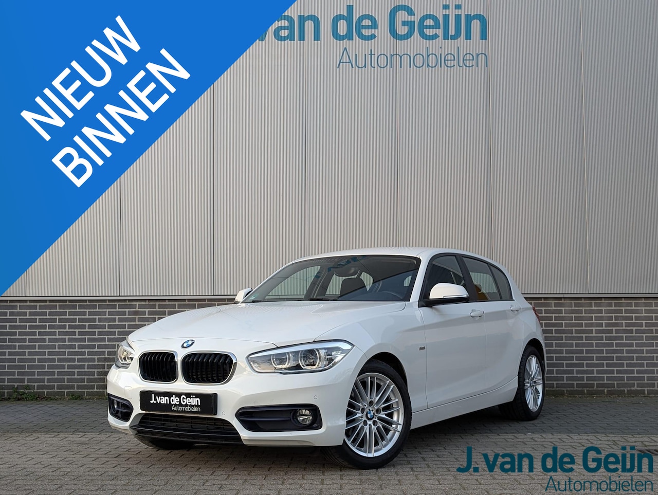 BMW 1-serie - 118i Executive | Sportstoelen | Automaat | LED | PDC - AutoWereld.nl