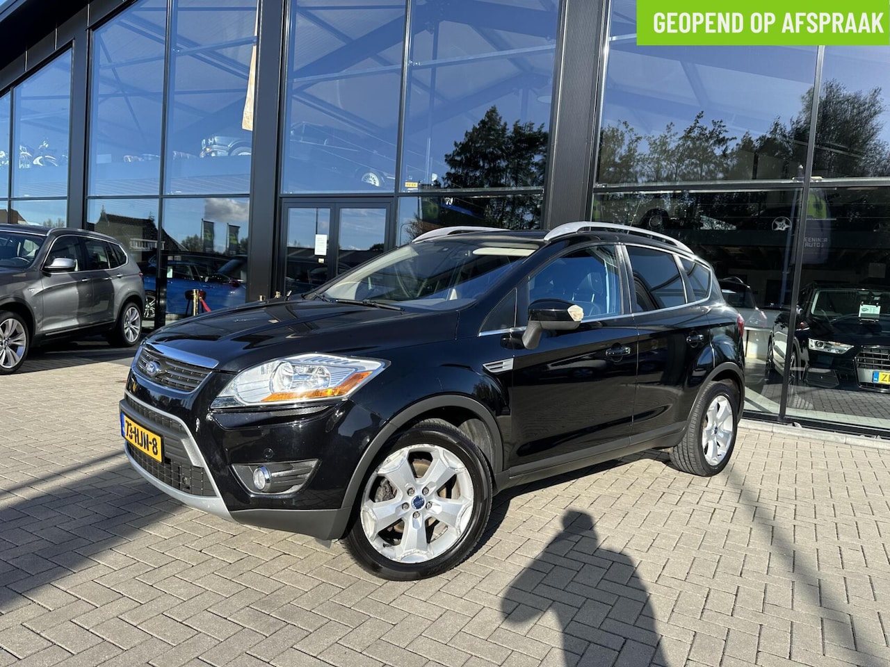 Ford Kuga - 2.0 TDCi |Pano|Stoelverwarming|Trekhaak - AutoWereld.nl