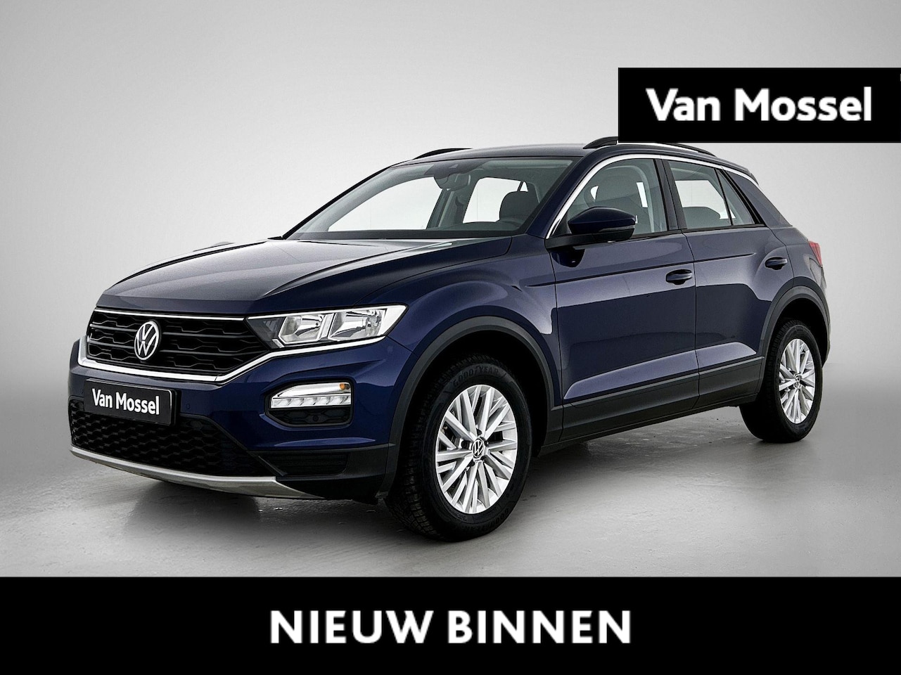 Volkswagen T-Roc - 1.0 TSI Style | STOELVERWARMING | KLIMAATREGELING | PARKEERSENSOREN | LICHTMETALEN VELGEN - AutoWereld.nl