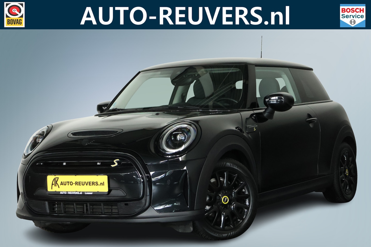 MINI Mini-Electric - MINI Yours 33 kWh / Navi / LED / Cruisecontrol / CarPlay - AutoWereld.nl