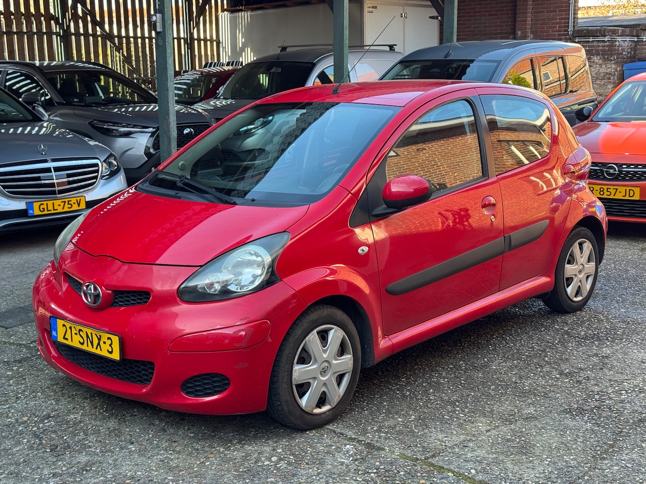 Toyota Aygo - 1.0-12V Comfort Airco/Radio/ inruil/opknapper technisch 100% - AutoWereld.nl