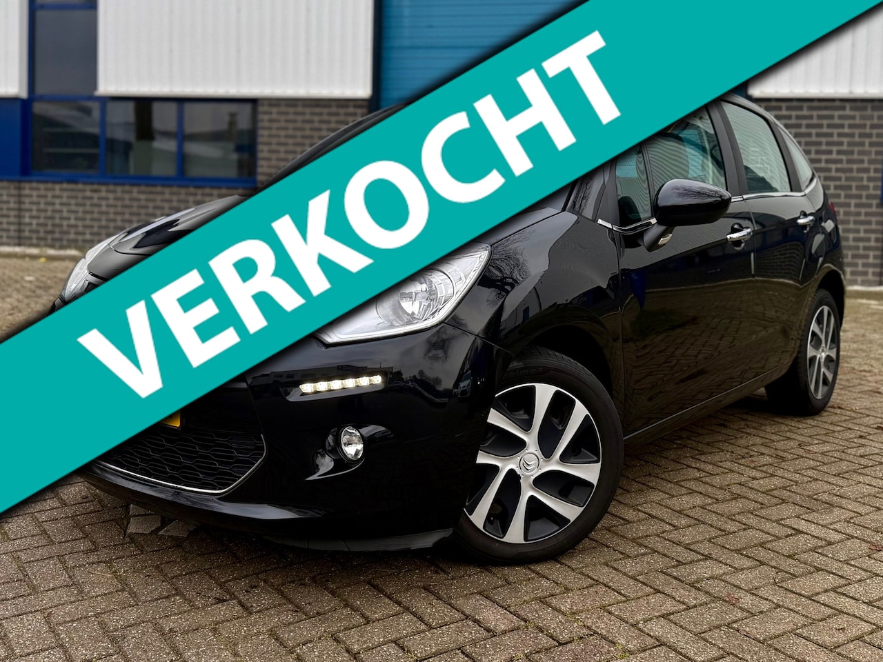 Citroën C3 - 1.2 PureTech Tendance * AUTOMAAT * STOELVERWARMING * CLIMATE CONTROL * NAVIGATIE * - AutoWereld.nl