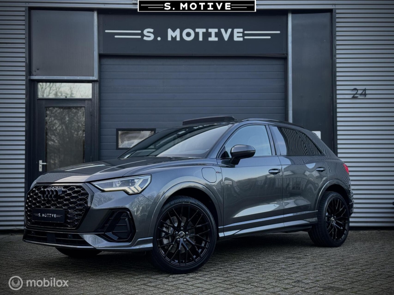 Audi Q3 - 45 TFSI e S-Line Keyless, Pano, Sfeer, Matrix, Camera - AutoWereld.nl