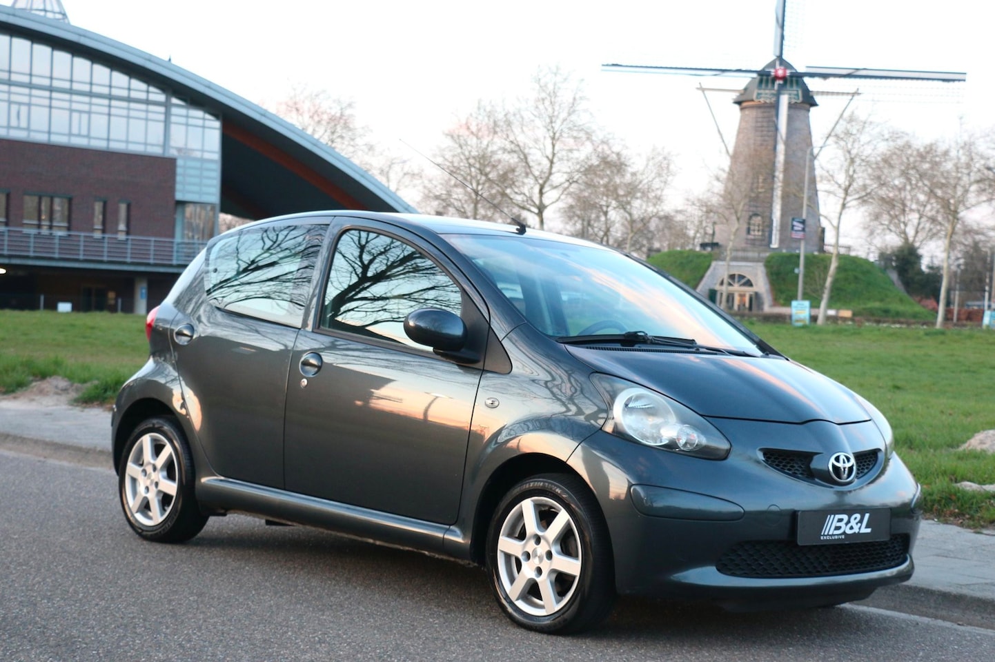 Toyota Aygo - 1.0 12V Access 5-Deurs Airco 1e eigenaar 84229km Nieuw APK tot Maart 2027 Technisch top co - AutoWereld.nl