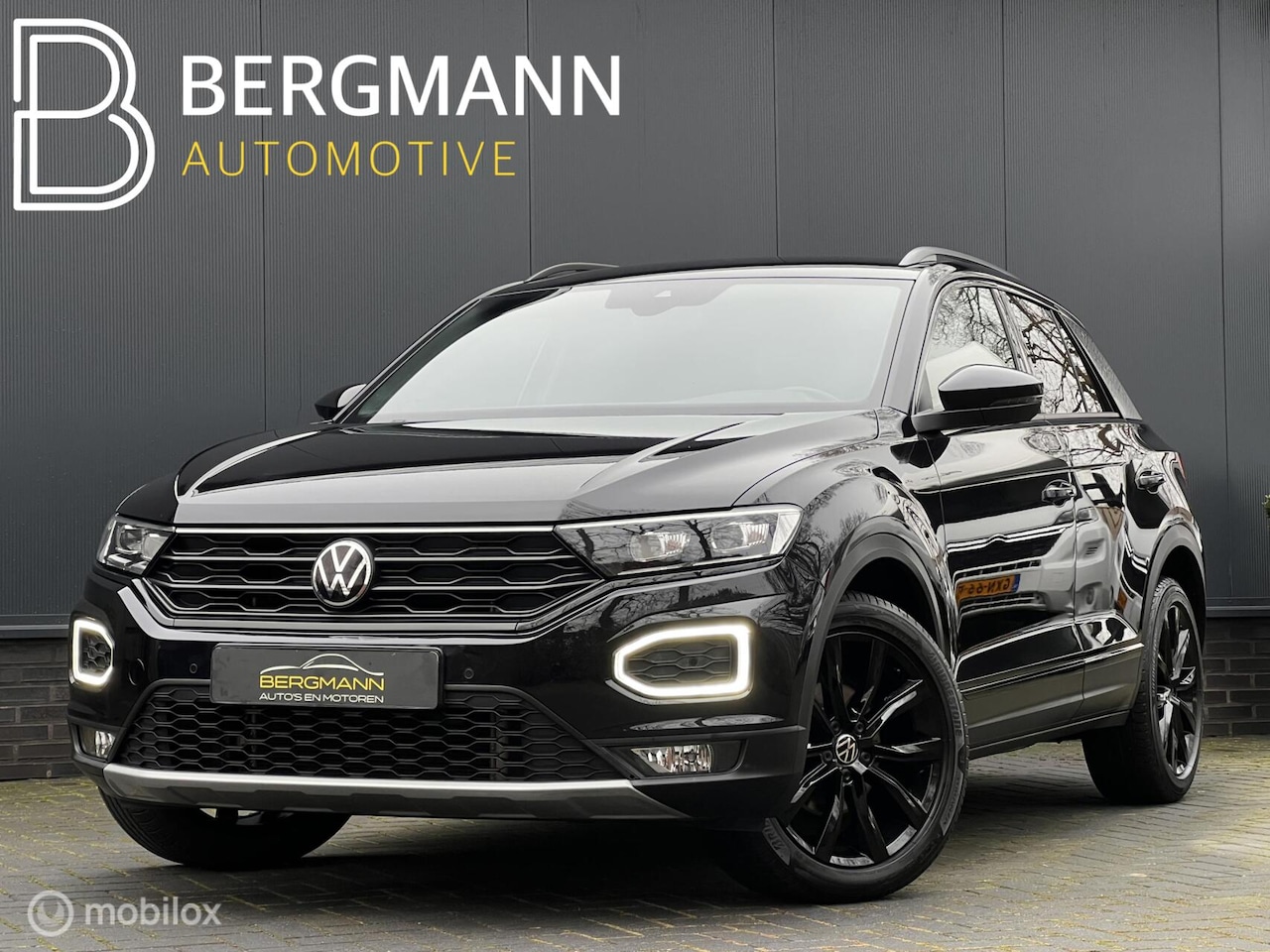 Volkswagen T-Roc - 1.5 TSI Black Edition Sport|Virtual|Carplay - AutoWereld.nl