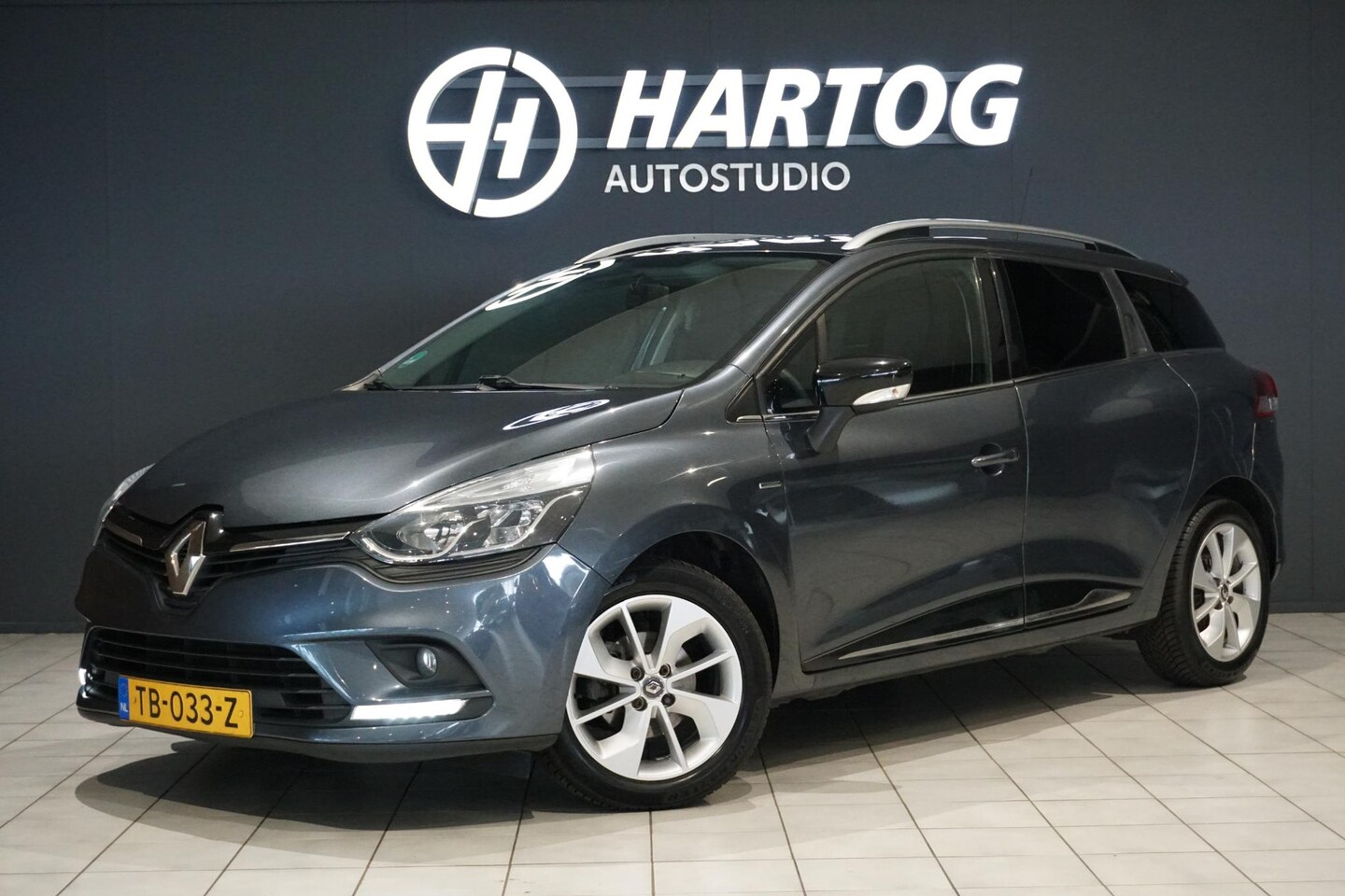 Renault Clio Estate - 0.9 TCe Limited + NAVI / SENOREN / BLUETOOTH - AutoWereld.nl