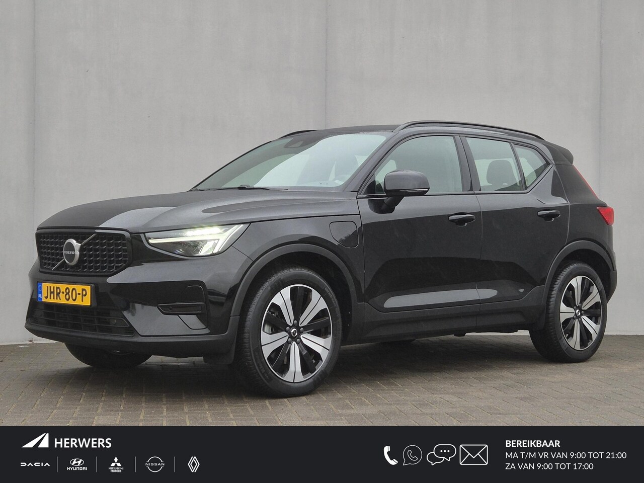 Volvo XC40 - 1.5 T5 Recharge Plus Dark Automaat / Accu SOH 94,43% / All season banden / Harman/Kardon A - AutoWereld.nl