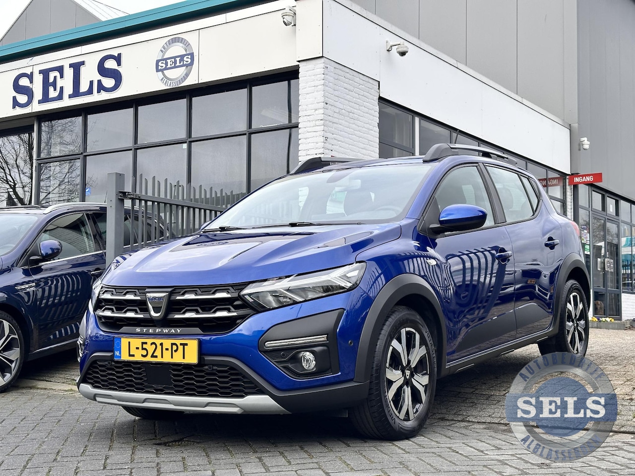 Dacia Sandero Stepway - 1.0 TCe 90 Comfort CARPLAY/NAVI/1EIGENAAR/PDC - AutoWereld.nl
