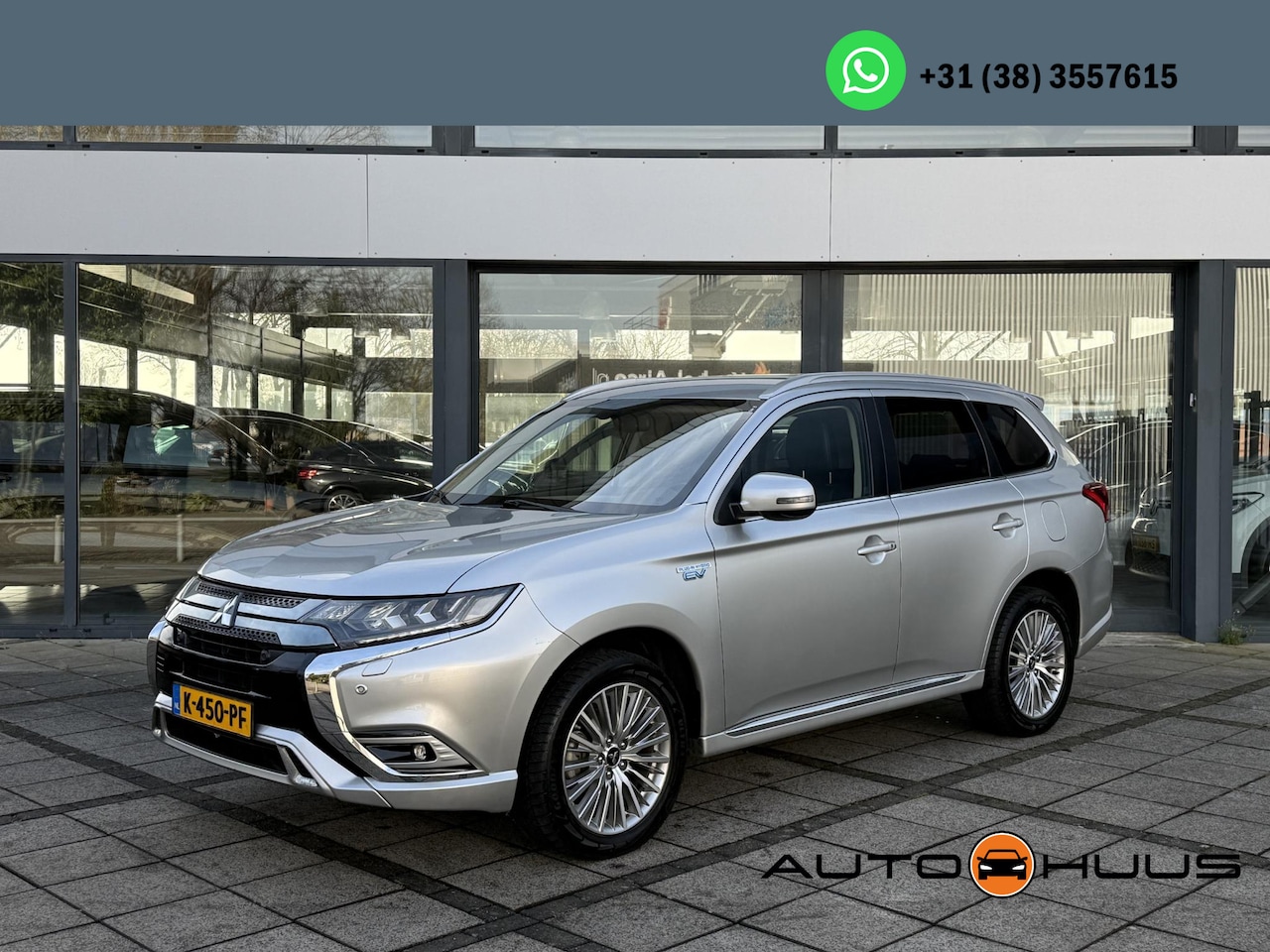 Mitsubishi Outlander - Aut. 2.4 PHEV Intense | Apple Carplay | Camera | Stoel Verwarming | - AutoWereld.nl