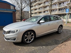 Volvo V60 - 2.0 D3 R-Design Euro 6 Cruise Climate