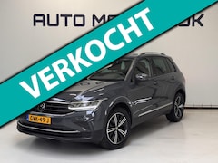 Volkswagen Tiguan - 1.5 TSI / Navi / LED / Camera / el. Trekhaak / Fab. Garantie