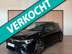Volkswagen Golf - 2.0 TSI R 4Motion|Akrapovic|Pano|H&K|Leer