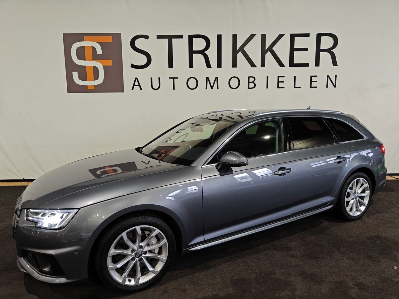 Audi A4 Avant - 45 TFSI quattro 45 TFSI quattro - AutoWereld.nl