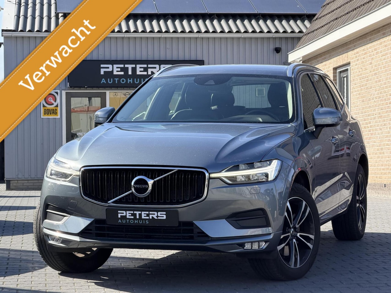 Volvo XC60 - 2.0 T5 Momentum| Keyless| Trekhaak| Leer| NL Auto - AutoWereld.nl