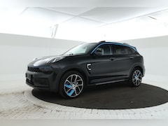 Lynk & Co 01 - 1.5 360 Graden, Navigatie, Climate, Full black