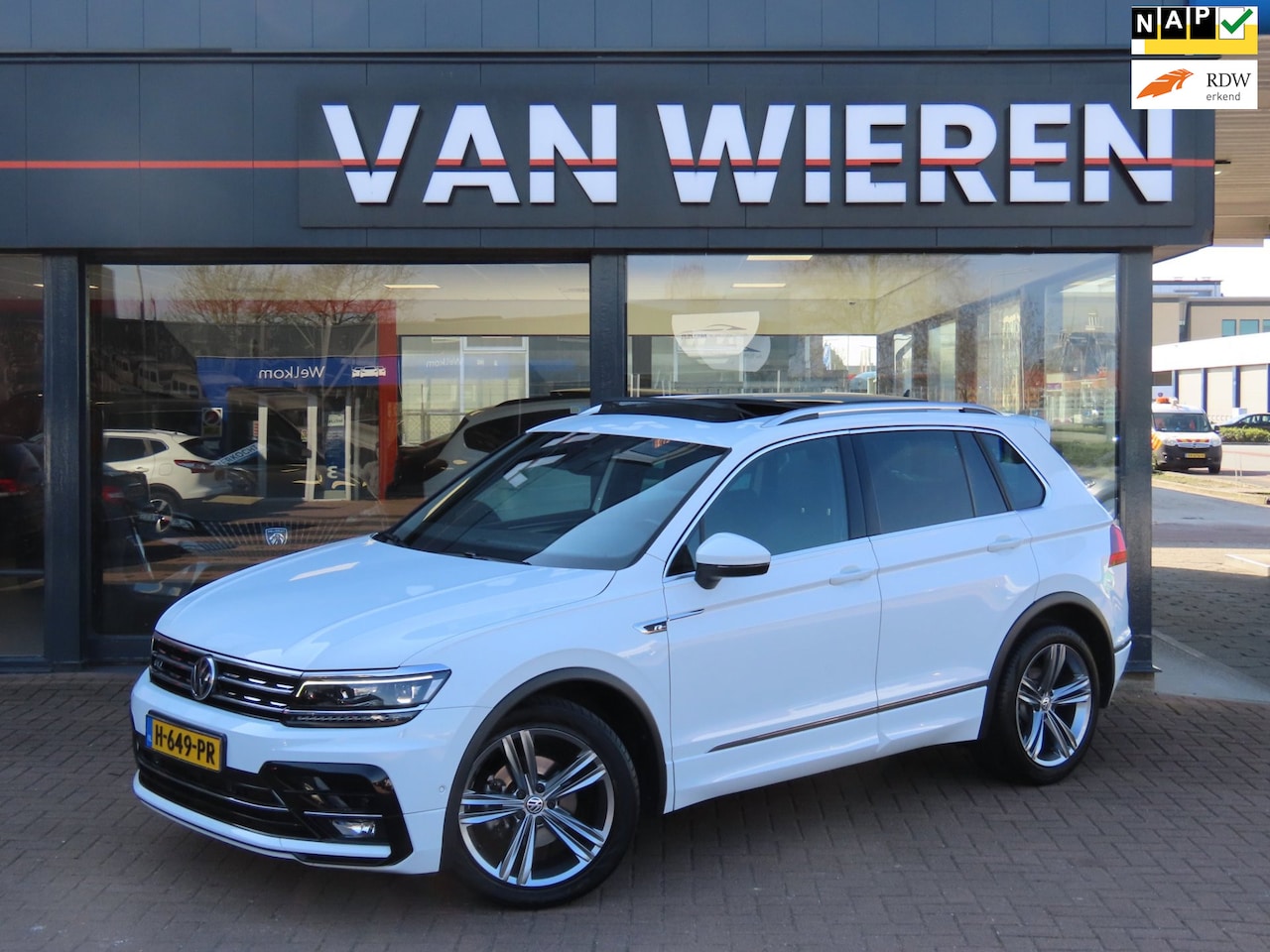 Volkswagen Tiguan - 1.5 TSI R Line Aut Pano Trekhaak Virtual Camera LED NAP - AutoWereld.nl