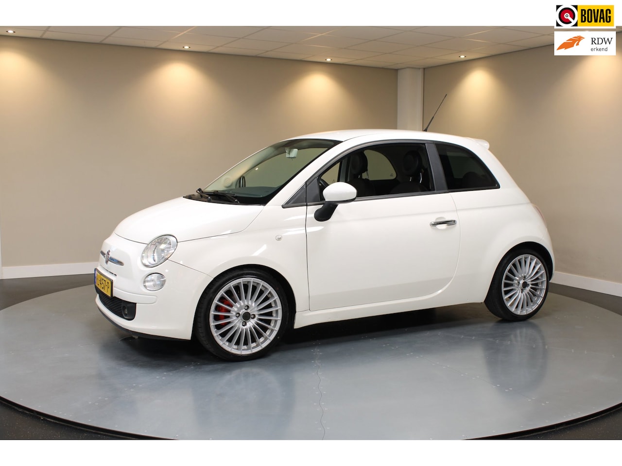 Fiat 500 - 1.4-16V Sport 100Pk! *Distr.riem VV* 17'' Velgen|Half-leder|APK 2027! - AutoWereld.nl