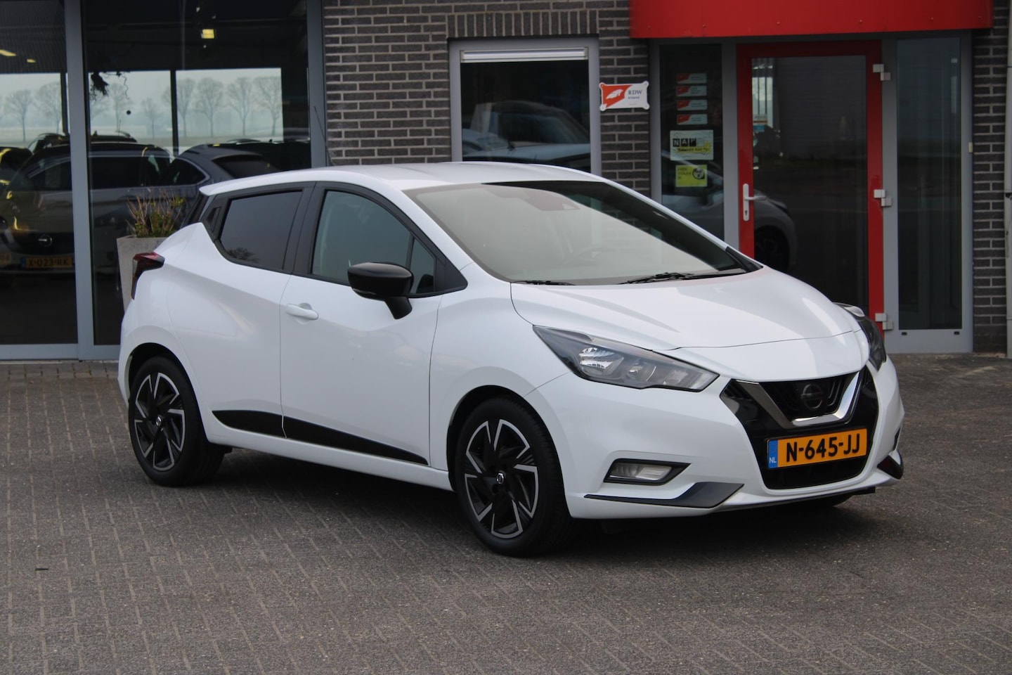 Nissan Micra - 1.0 IG-T N-Design Navi/Bose/Dealer onderhoud!! - AutoWereld.nl