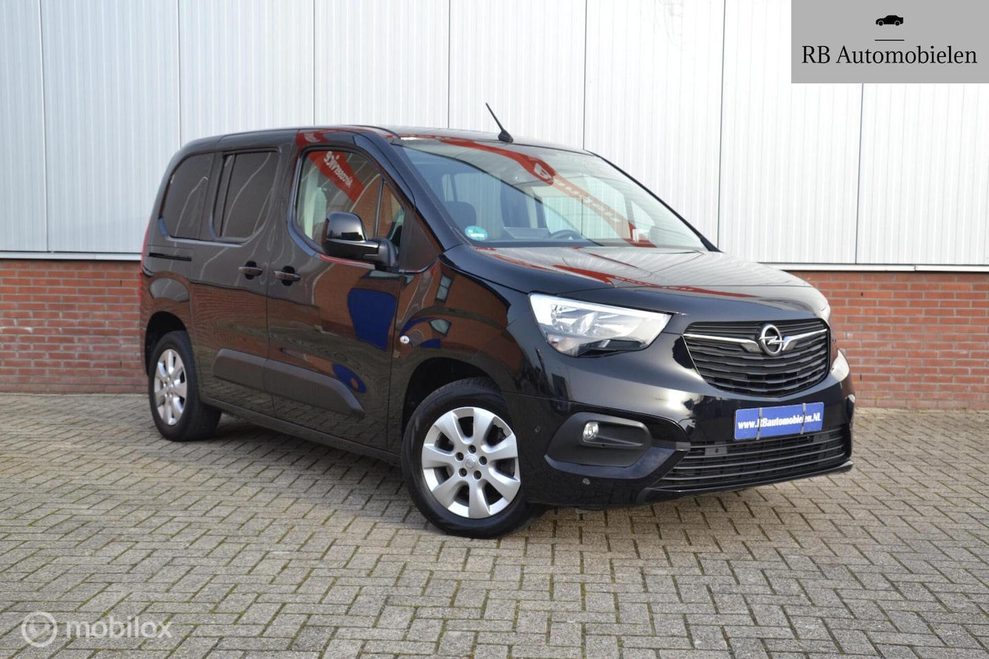 Opel Combo Life - 1.2 Turbo L1H1 Edition|AUTOMAAT|PANO|59284km - AutoWereld.nl