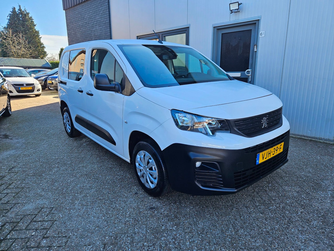 Peugeot Partner - 1.5 BlueHDI 2 ZIJSCHUIFDEUREN |Navi|Airco|Cruise|PDC - AutoWereld.nl