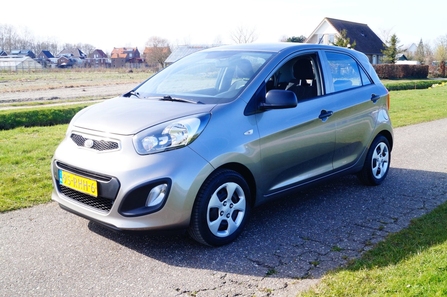 Kia Picanto - 1.0 CVVT Comfort Pack 1.0 CVVT Comfort Pack - AutoWereld.nl